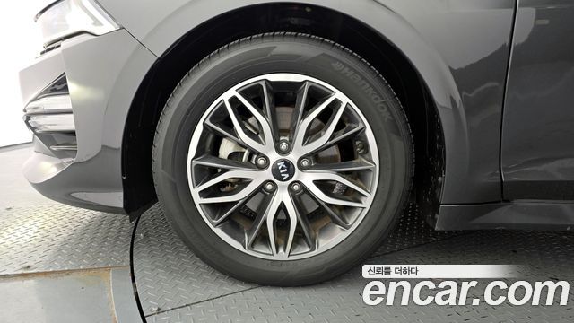 Kia K5 (III) 2.0 Trendy 2021 — фото 5