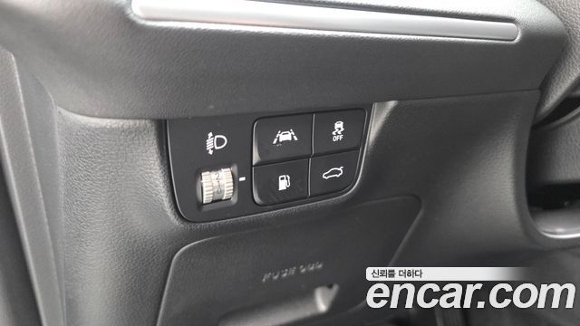 Hyundai Grandeur (IG) 2.5 Premium 2022 — фото 22