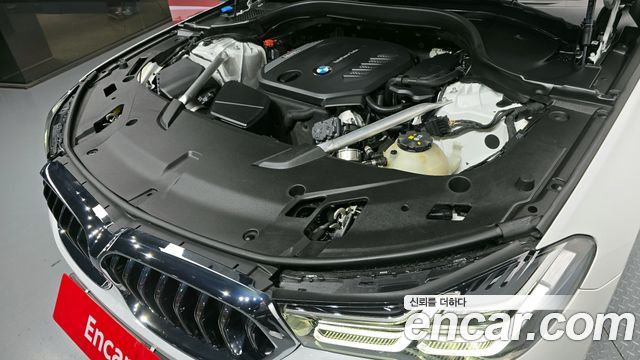 BMW 6 Series GT (G32) 620d Luxury 2023 — фото 6