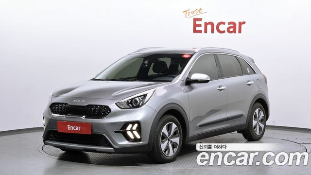 Kia Niro 1.6 HEV Trendy 2022 — фото 1