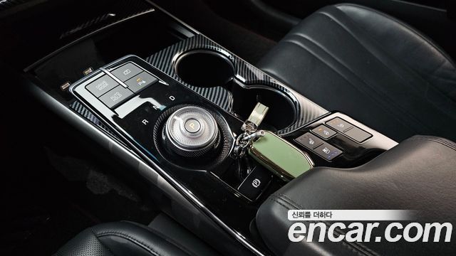 Kia K8 2.5 Gasoline 2WD Noblesse Light 2022 — фото 9