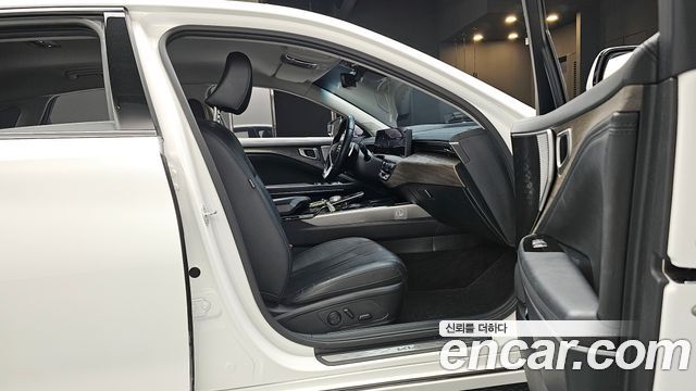 Kia K8 2.5 Gasoline 2WD Noblesse Light 2022 — фото 11