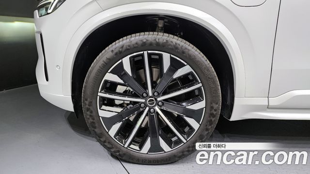 Volvo XC90 (II) T8 Ultra Dark Hybrid 2026 — фото 5