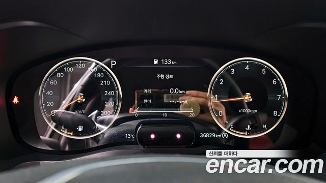 Genesis G70 Gasoline 2.0T 2WD 2023 — фото 8