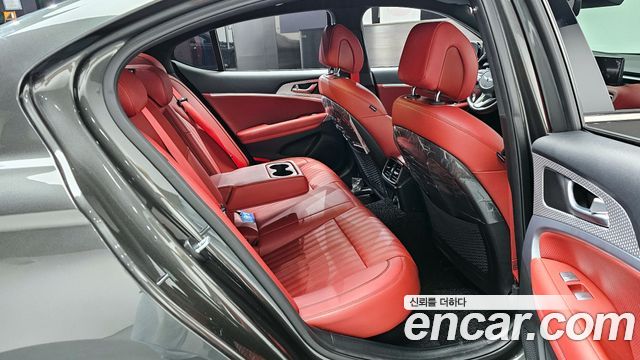 Genesis G70 Gasoline 2.0T 2WD 2023 — фото 12