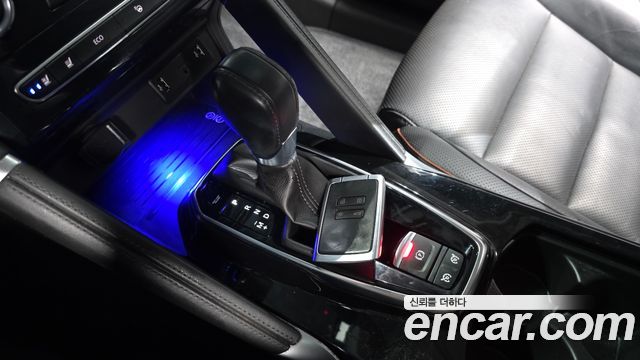 Renault Korea QM6 2.0 GDe PREMIERE 2WD 2020 — фото 9