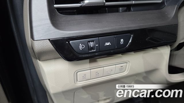 Kia Carnival (IV) Diesel 7-Seater Signature 2021 — фото 16