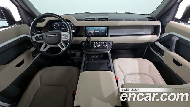 Land Rover Defender (L663) 110 D250 SE 2022 — фото 7