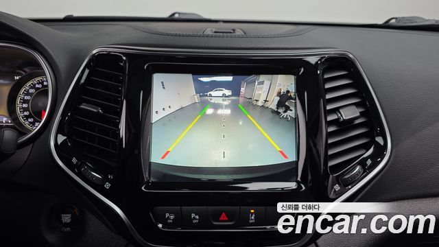 Jeep Cherokee (KL) 2.4 Limited AWD 2021 — фото 14