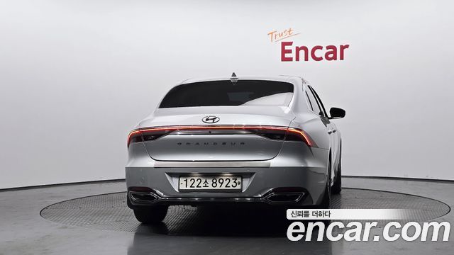 Hyundai Grandeur (IG) 3.0 LPi (Taxi) Deluxe 2021 — фото 4