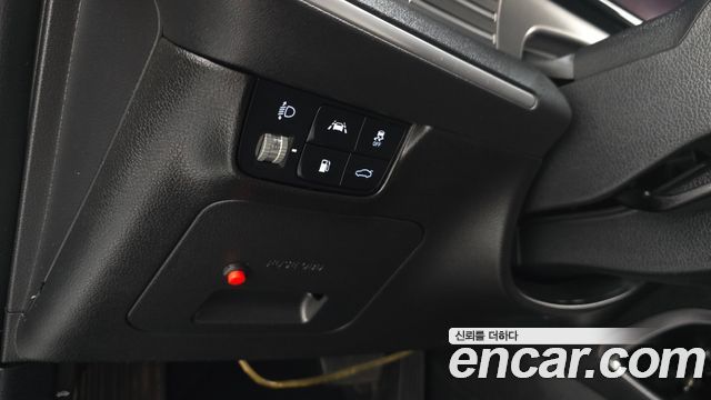 Hyundai Grandeur (IG) 3.0 LPi (Taxi) Deluxe 2021 — фото 14