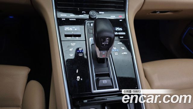 Porsche Panamera (971) 3.0 AWD 2018 — фото 9