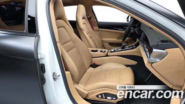 Porsche Panamera (971) 3.0 AWD 2018 — фото 10