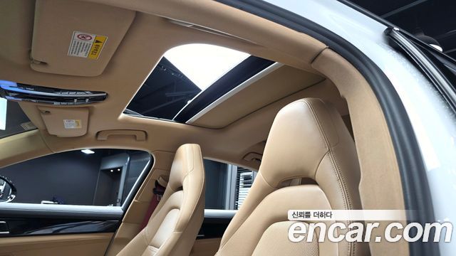 Porsche Panamera (971) 3.0 AWD 2018 — фото 16