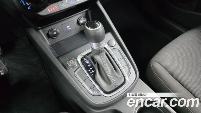 Hyundai Kona Gasoline 1.6 Turbo 2WD Smart 2022 — фото 9