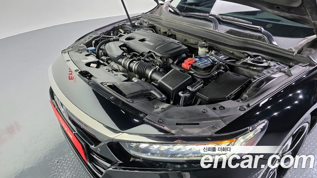 Honda Accord (X) 2.0 Turbo Sport 2018 — фото 6