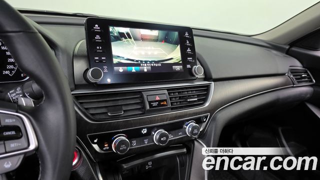 Honda Accord (X) 2.0 Turbo Sport 2018 — фото 19