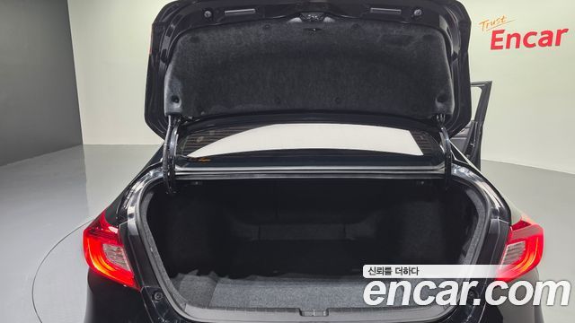 Honda Accord (X) 2.0 Turbo Sport 2018 — фото 24