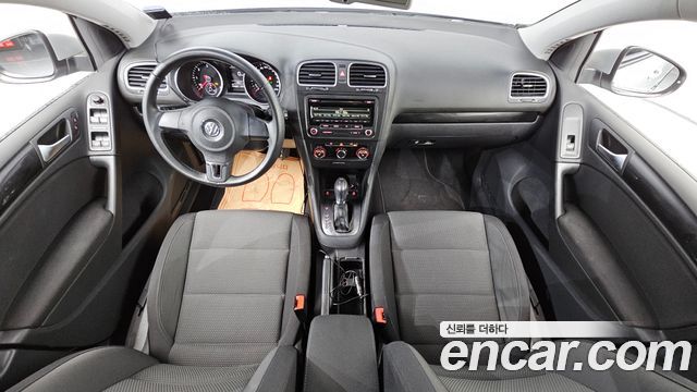 Volkswagen Golf (VI) 1.6 TDI Blue Motion 2012 — фото 7