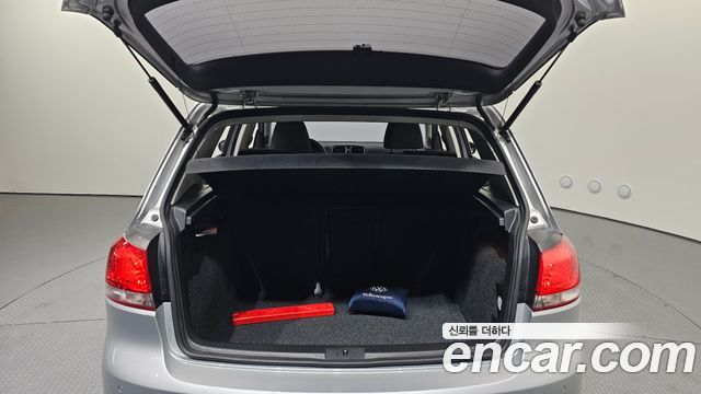 Volkswagen Golf (VI) 1.6 TDI Blue Motion 2012 — фото 20