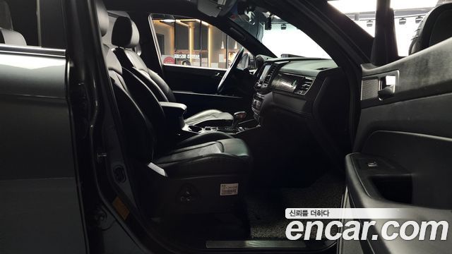KG Mobility (SsangYong) Rexton Sports Khan Diesel 2.2 4WD Noblesse 2022 — фото 11