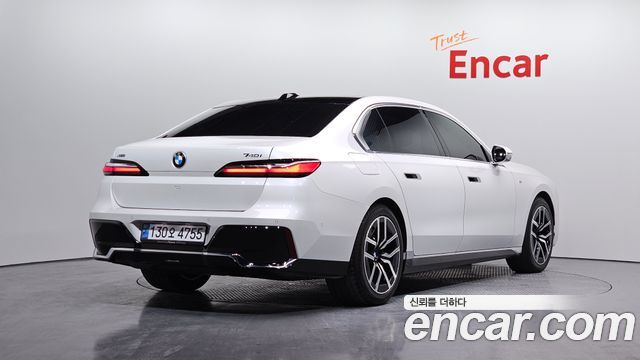 BMW 7 Series (G70) 740i xDrive M Sport 2025 — фото 2