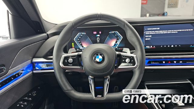BMW 7 Series (G70) 740i xDrive M Sport 2025 — фото 12