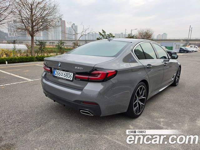 BMW 5 Series (G30) 530i xDrive M Sport Package 2021 — фото 6