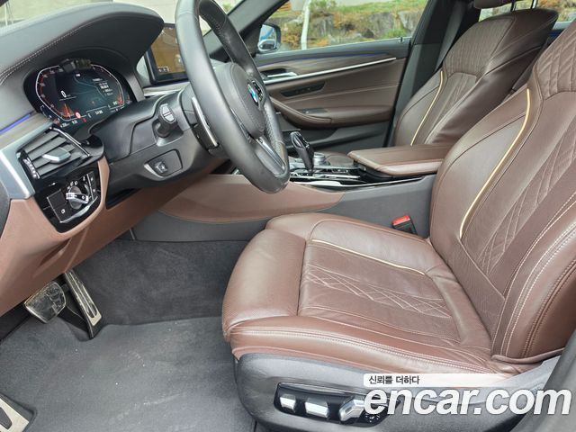 BMW 5 Series (G30) 530i xDrive M Sport Package 2021 — фото 16