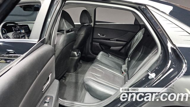 Hyundai Avante (CN7) 1.6 Inspiration 2021 — фото 18