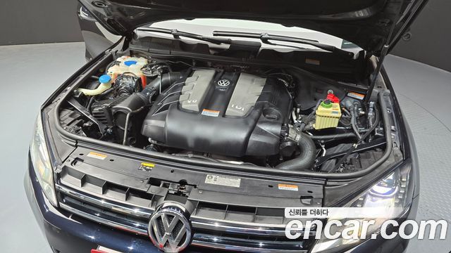 Volkswagen Touareg V6 3.0 TDI Bluemotion 7P5 2014 — фото 6