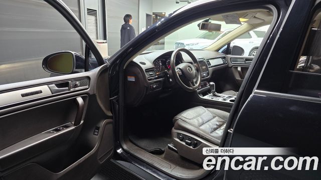 Volkswagen Touareg V6 3.0 TDI Bluemotion 7P5 2014 — фото 10