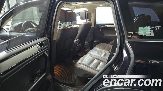 Volkswagen Touareg V6 3.0 TDI Bluemotion 7P5 2014 — фото 11
