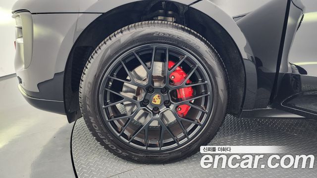 Porsche Macan 2.9 GTS 95B 2021 — фото 5