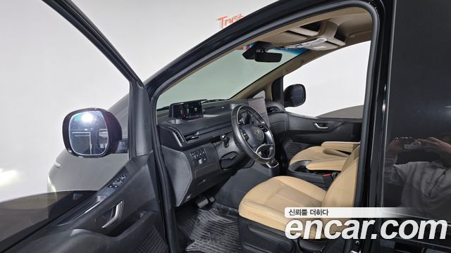 Hyundai Staria Cargo 5-Seater Modern 2022 — фото 10
