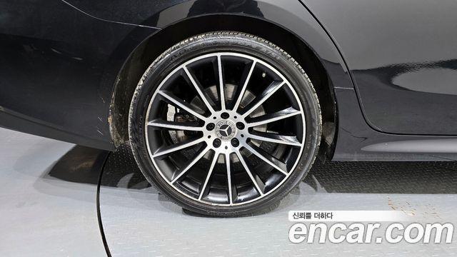 Mercedes-Benz CLS-Class (C257) CLS400d 4MATIC 2019 — фото 5