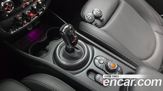 MINI Cooper Clubman Standard 2nd 2021 — фото 9