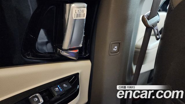 Kia Carnival (IV) Diesel 9-Seater Hi-Limousine Signature 2021 — фото 19