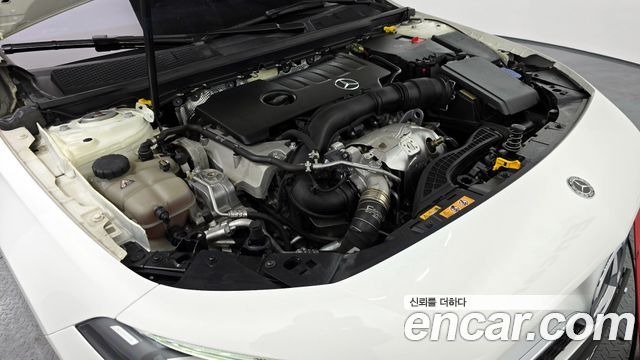 Mercedes-Benz A-Class (W177) A220 Hatchback 2020 — фото 6