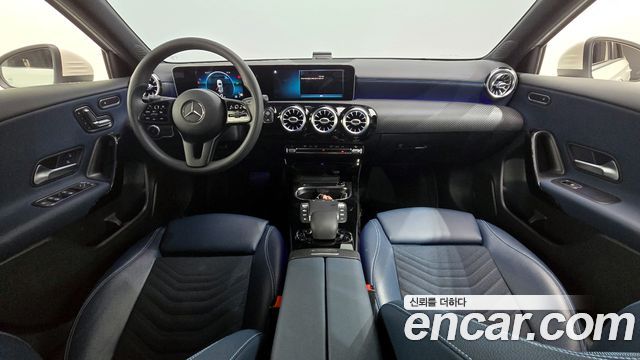 Mercedes-Benz A-Class (W177) A220 Hatchback 2020 — фото 7
