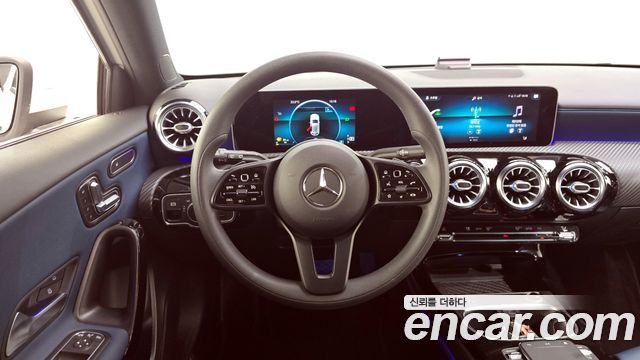 Mercedes-Benz A-Class (W177) A220 Hatchback 2020 — фото 13