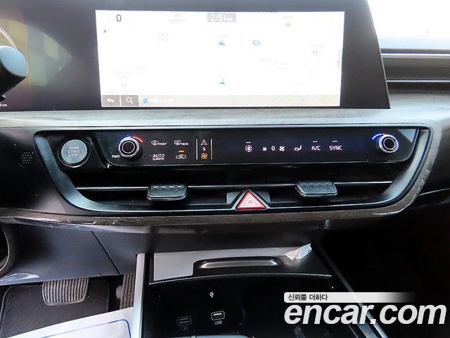 Kia K8 2.5 Gasoline 2WD Noblesse 2022 — фото 16