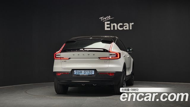 Volvo C40 Recharge Twin Ultimate 2022 — фото 4