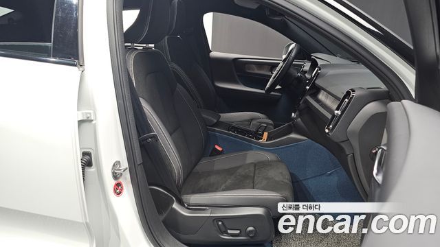 Volvo C40 Recharge Twin Ultimate 2022 — фото 10