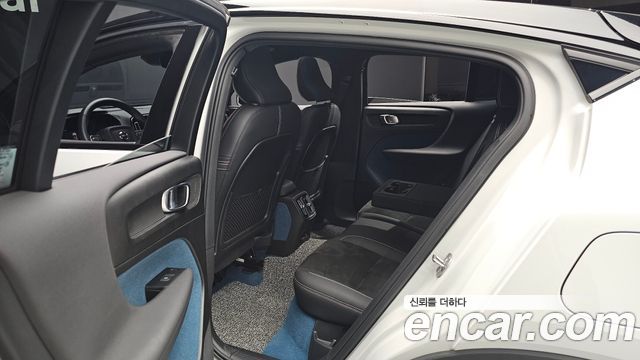 Volvo C40 Recharge Twin Ultimate 2022 — фото 12