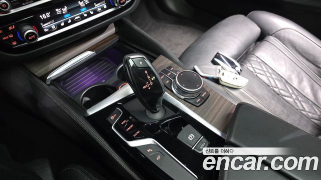 BMW 5 Series (G30) 520d M Sport Package Plus 2017 — фото 9