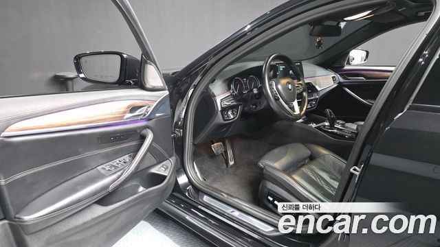 BMW 5 Series (G30) 520d M Sport Package Plus 2017 — фото 10