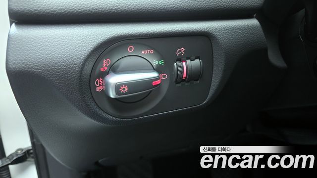 Audi Q3 35 TDI Quattro Dynamic 8U 2015 — фото 17