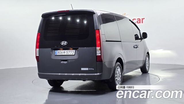Hyundai Staria Cargo 3-Seater Modern 2025 — фото 2