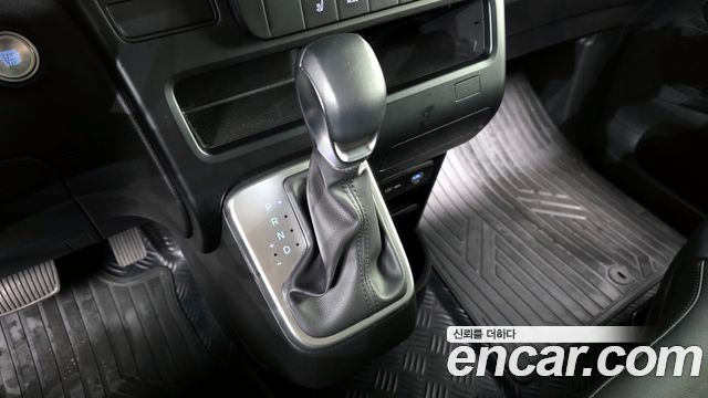 Hyundai Staria Cargo 3-Seater Modern 2025 — фото 9